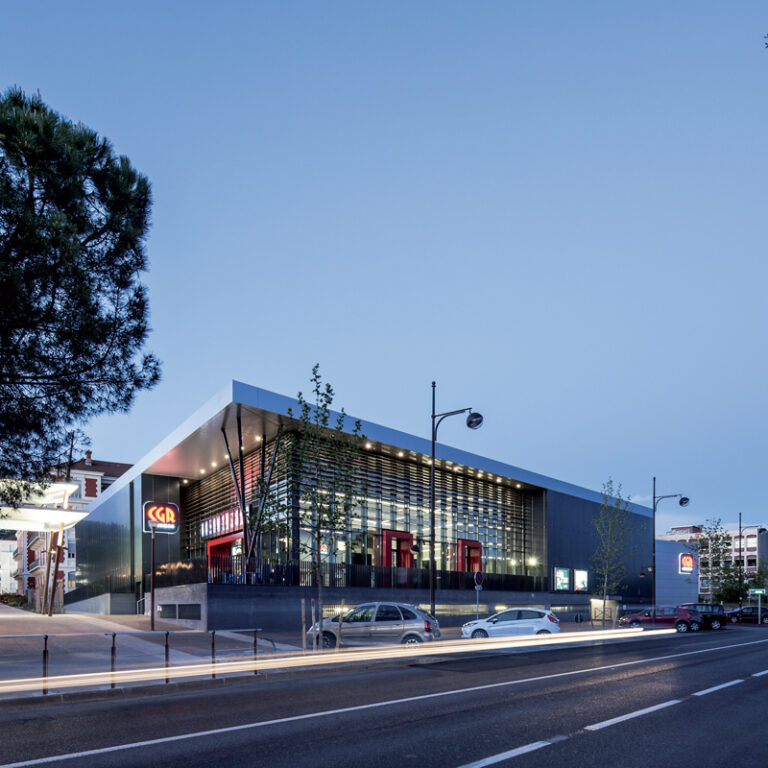 Multiplexe cinématographique Draguignan - Jean-Pascal Clément Architecte