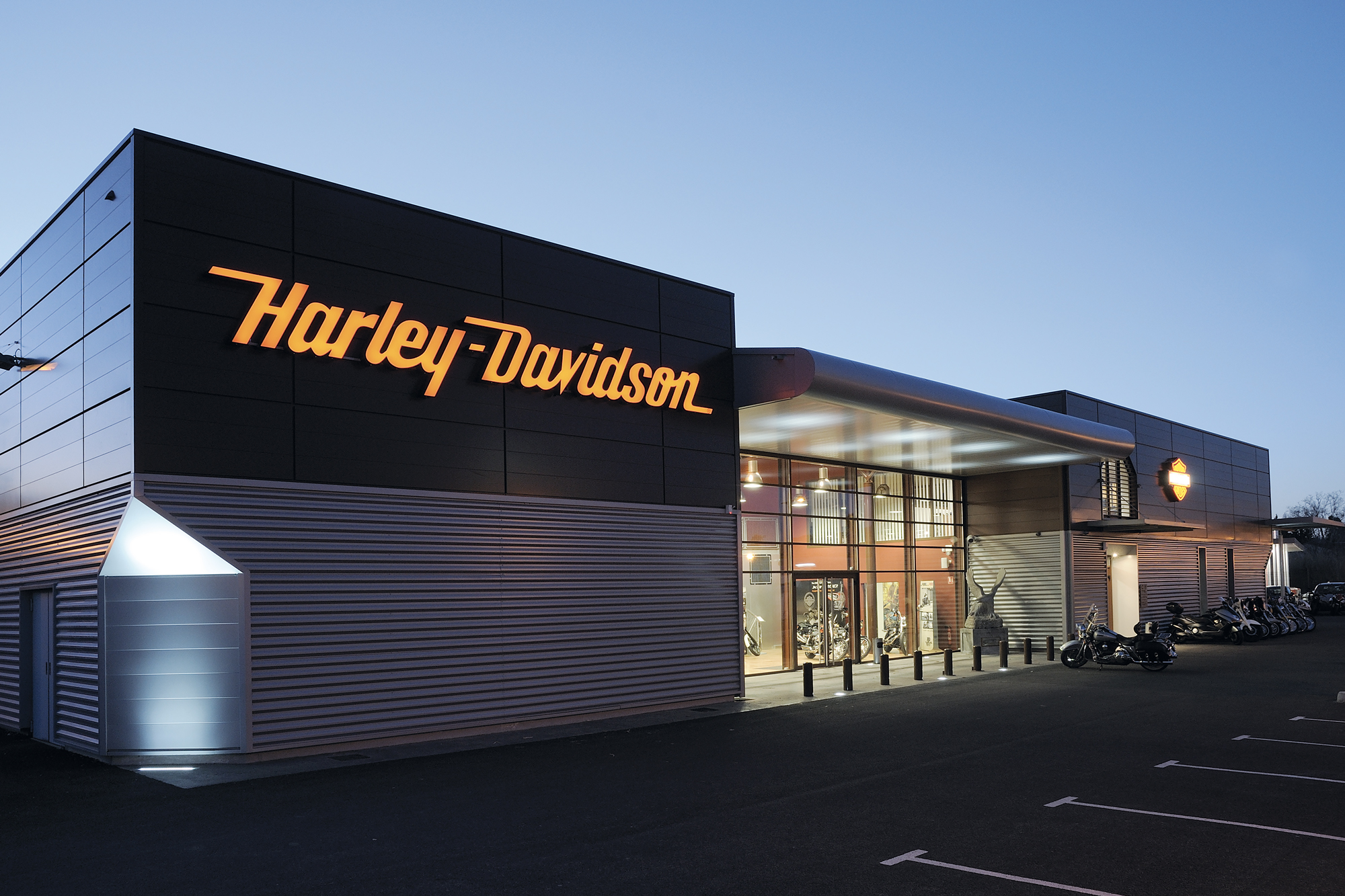 Concession Harley Davidson - Jean-Pascal Clément Architecte