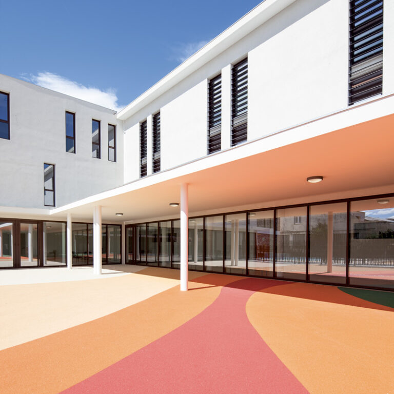 Pôle scolaire L'Îlot des Picotières Sanary-sur-Mer - Jean-Pascal Clément Architecte