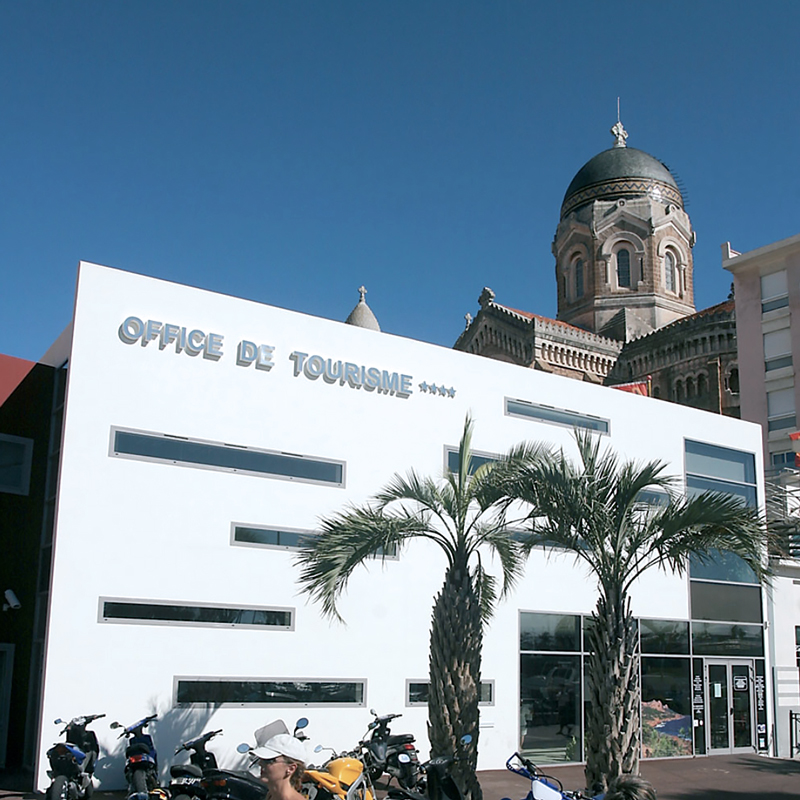 Office du tourisme/police Saint-Raphaël - Jean-Pascal Clément Architecte