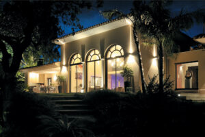 Villa C. Boulouris vue de nuit - Jean-Pascal Clément Architecte